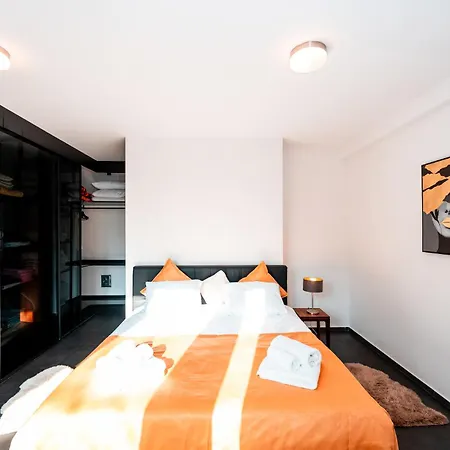 Luxury In Center